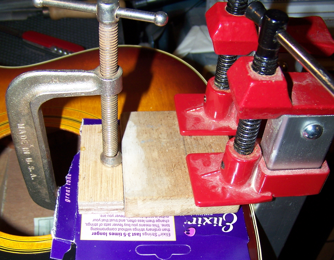 Clamp setup in gluing the top to the heel block